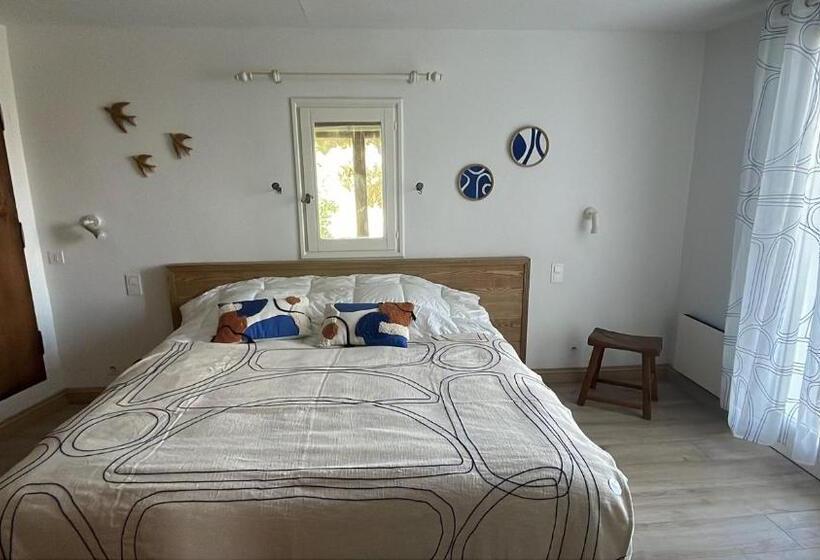 Lou Kif Hostel Votre Auberge En Camargue