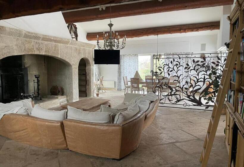 Lou Kif Hostel Votre Auberge En Camargue