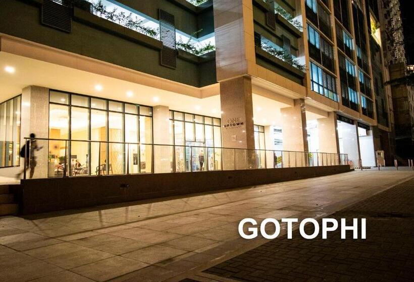 One Uptown Residence