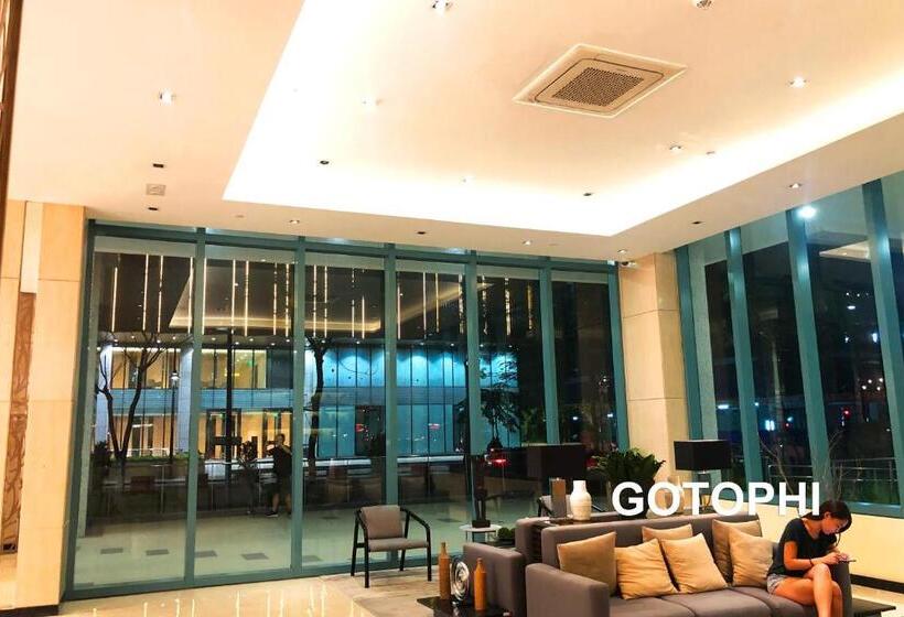 One Uptown Residence