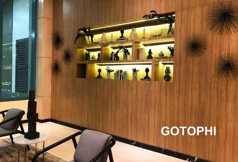 One Uptown Residence