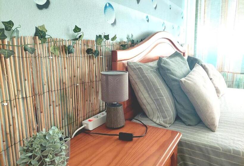 פנסיון Beach Life Caparica