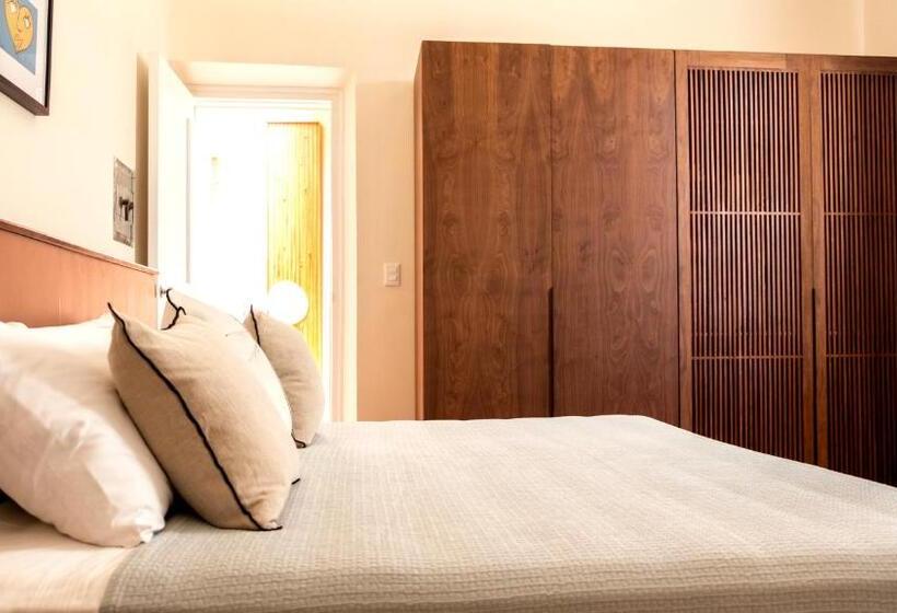 פנסיון Consentido Tamarindo