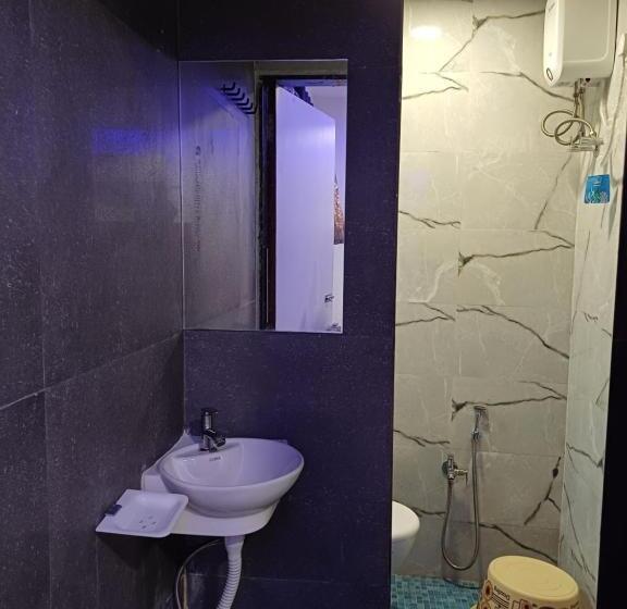 Pension Eagle Inn, Naroda