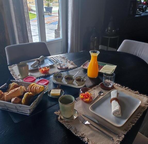 بنسيون Le Clos Des Crins