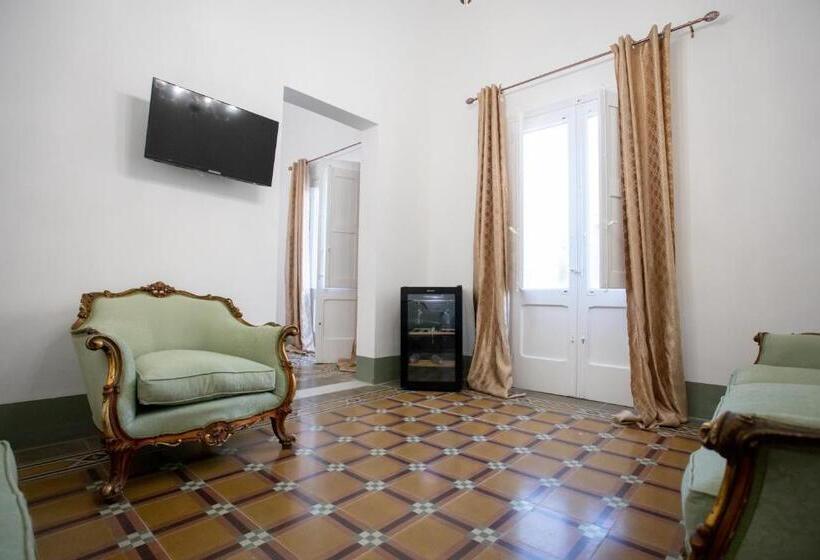 بنسيون Palazzo  800 : Cementine