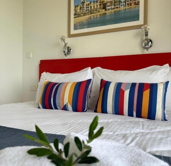 پانسیون The Beach House