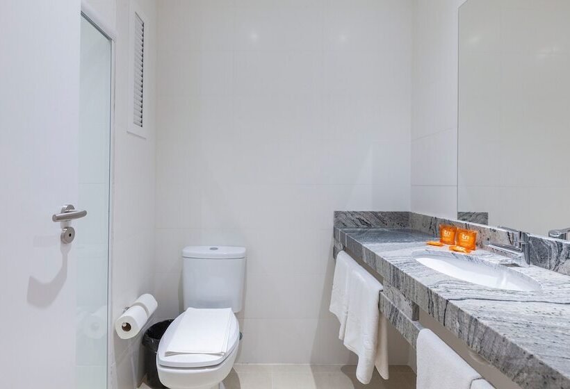 Tri Hotel Executive Osório
