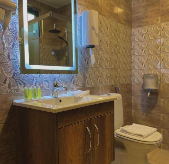 هاستل Fragrant Rose