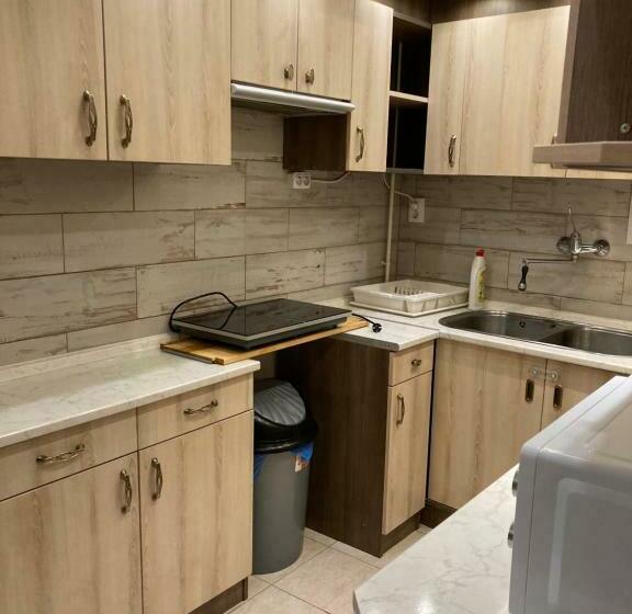 ユースホステル Gogol24