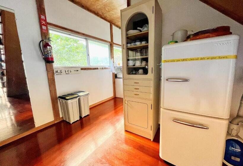 호스텔 Iriyama So