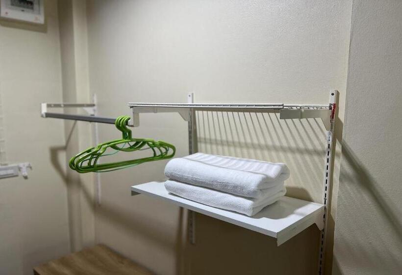 ユースホステル V Tharm