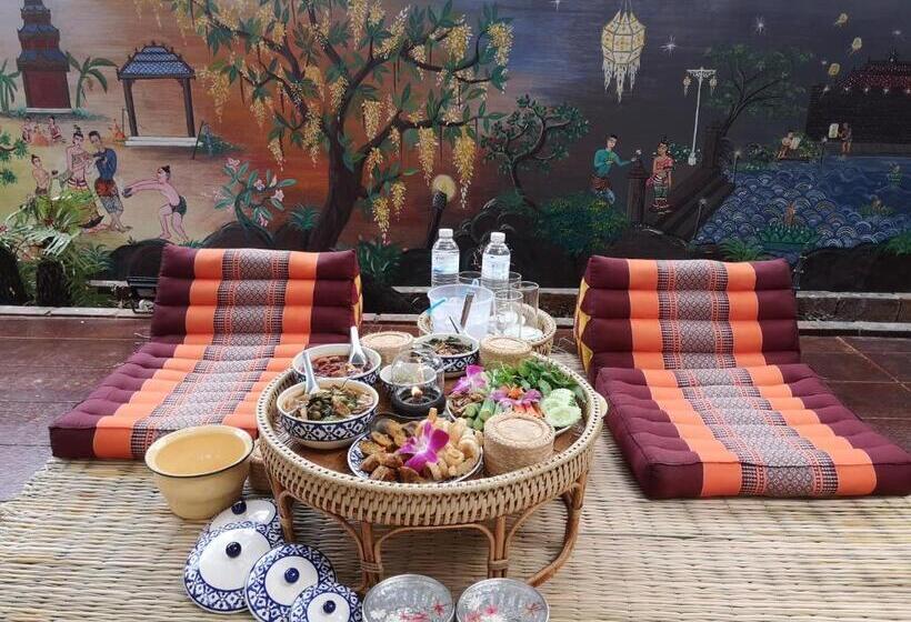 Bed and Breakfast ป้าเฒ่าเฝ้าสวน