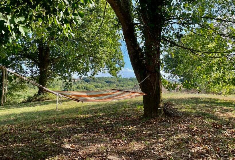 مبيت وإفطار Domaine Bourgade