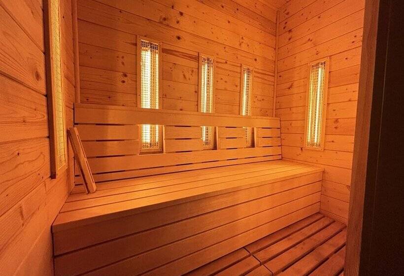 مبيت وإفطار Ikonik Spa