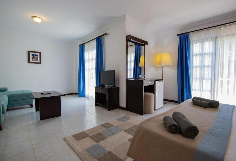 Bed and Breakfast Ladonia Hotels Zemda Gümüşlük