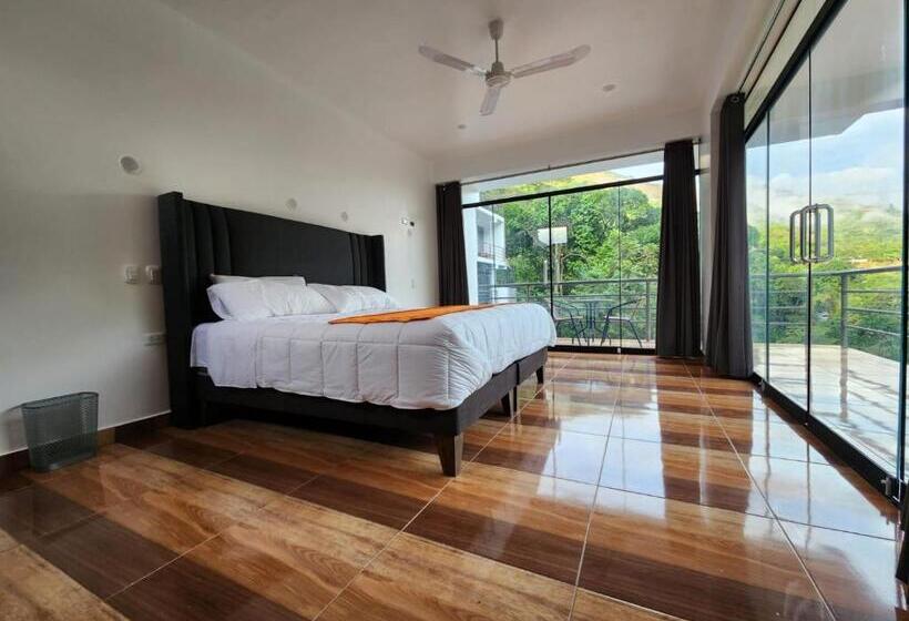 Eco Hotel Villa Suites