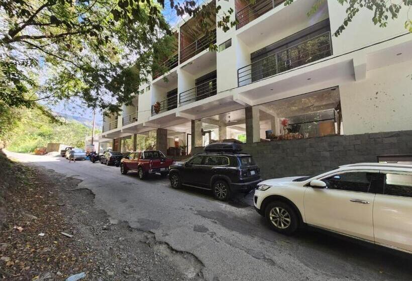 Eco Hotel Villa Suites