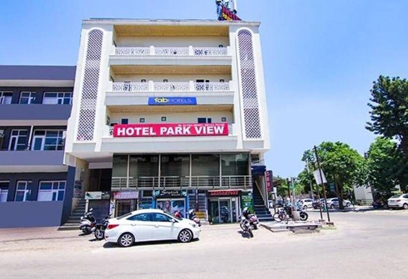 Fabhotel Park View