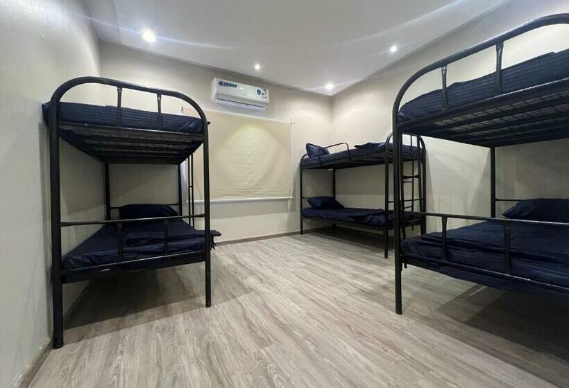 Hakimdom Hostel