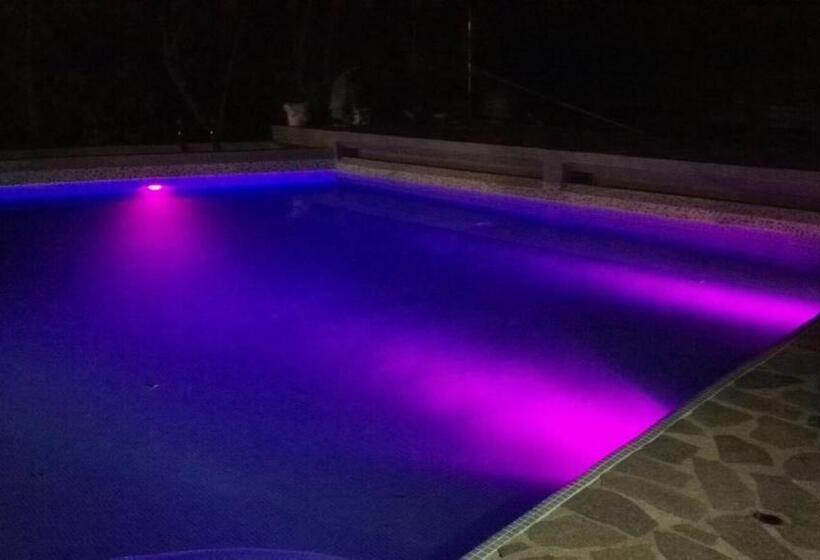 בית מלון כפרי Agriturismo Il Fragolino