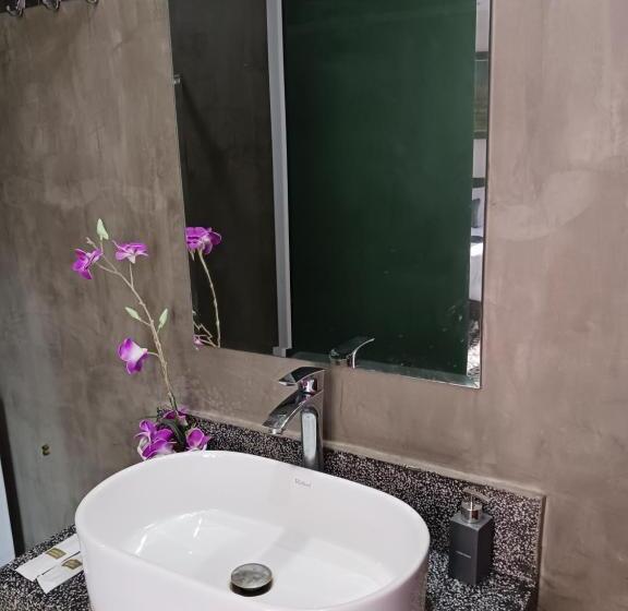 Отель Andy S Place