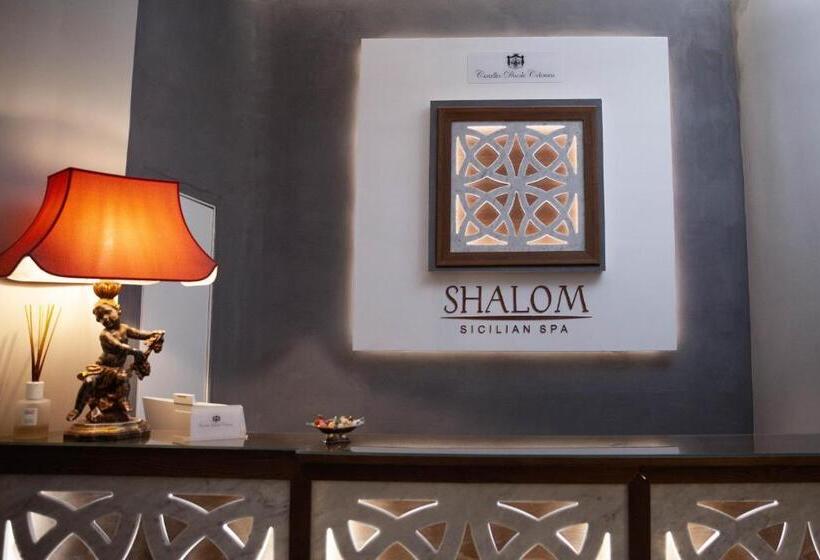 فندق Castello Ducale Colonna Resort