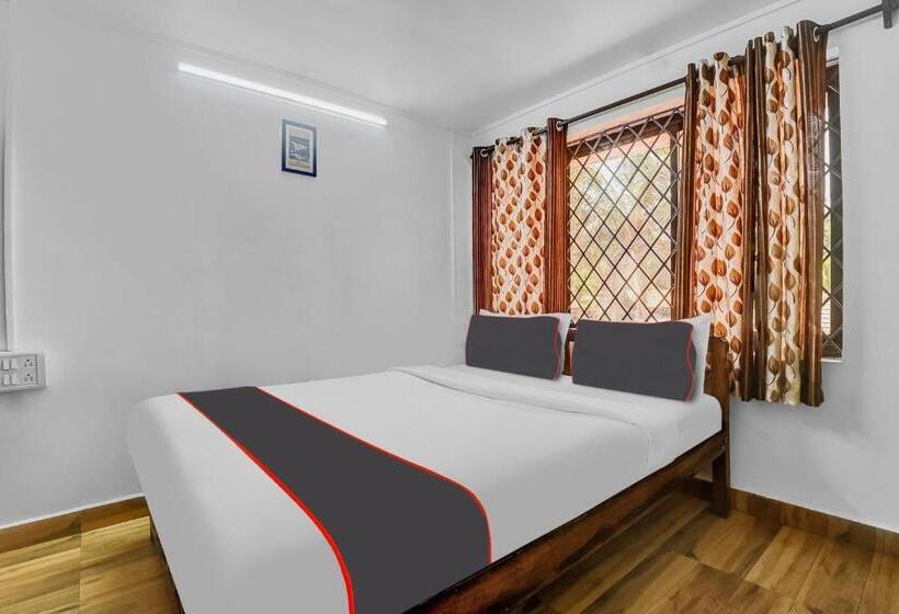 فندق Collection O Ashwem Beach Side Stay