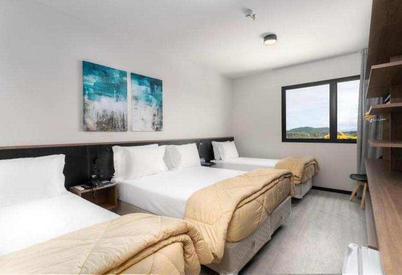 فندق Em Frente Ao Beto Carreiro Penha Sc   Solar Pedra Da Ilha