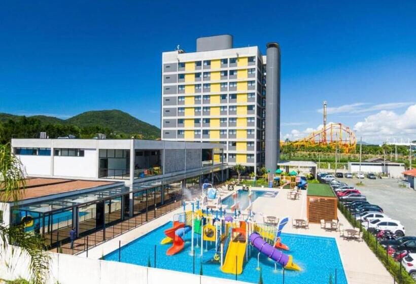 فندق Em Frente Ao Beto Carreiro Penha Sc   Solar Pedra Da Ilha