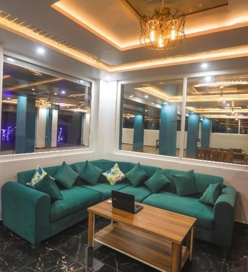 בית מלון כפרי Mukteshwar Treat Resort