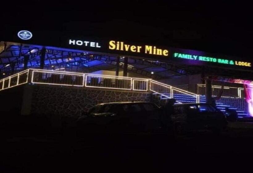 فندق Nk S Silver Mine Resto Bar & Lodge Chikhalse