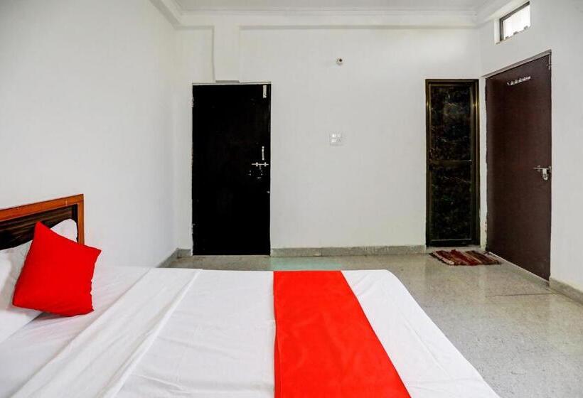 Отель Oyo Flagship 81301 Arman Residency Guest House