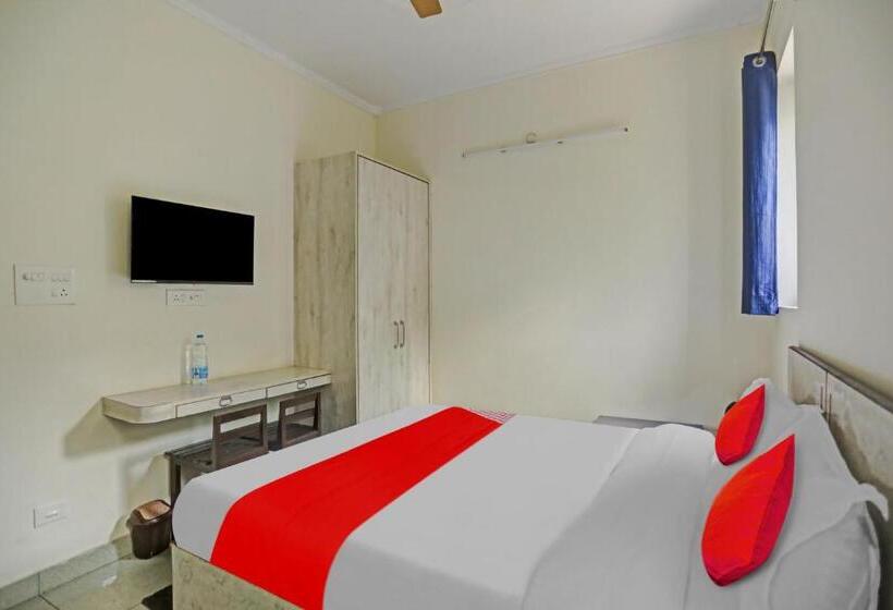 בית מלון כפרי Oyo Flagship 81348 Serene Escape