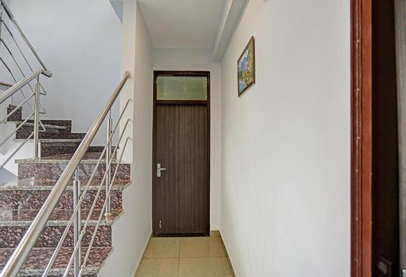 בית מלון כפרי Oyo Flagship 81348 Serene Escape