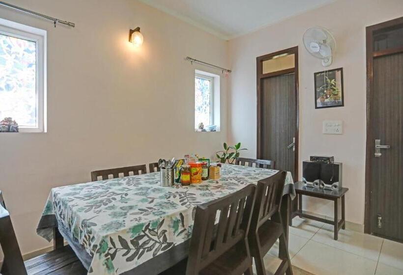 בית מלון כפרי Oyo Flagship 81348 Serene Escape