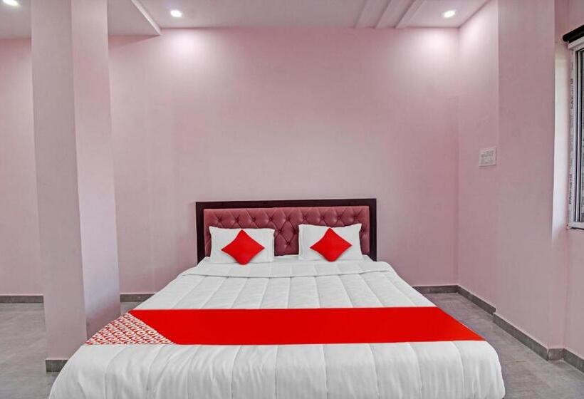 Hotel Oyo Flagship 81359  Anand In