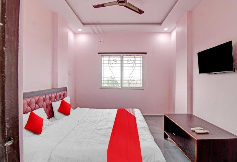 Hotel Oyo Flagship 81359  Anand In