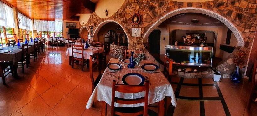 בית מלון כפרי Pashai