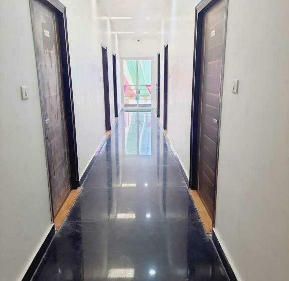 Отель Spot On Rajput Palace