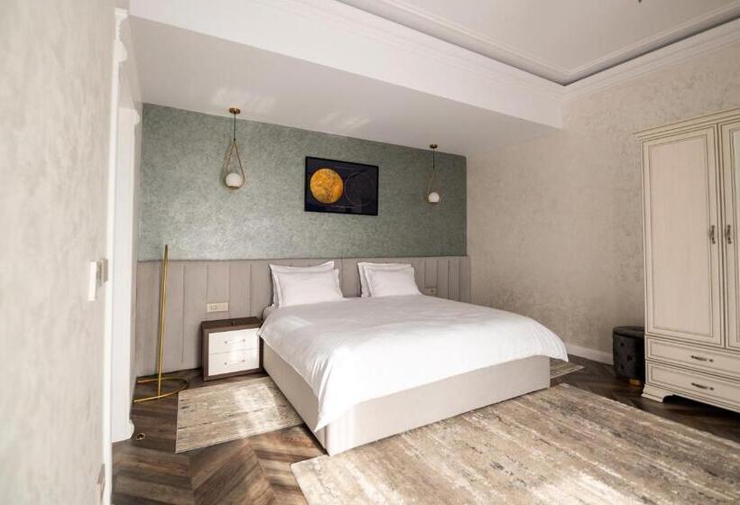 فندق The Penthouse