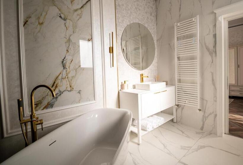 فندق The Penthouse