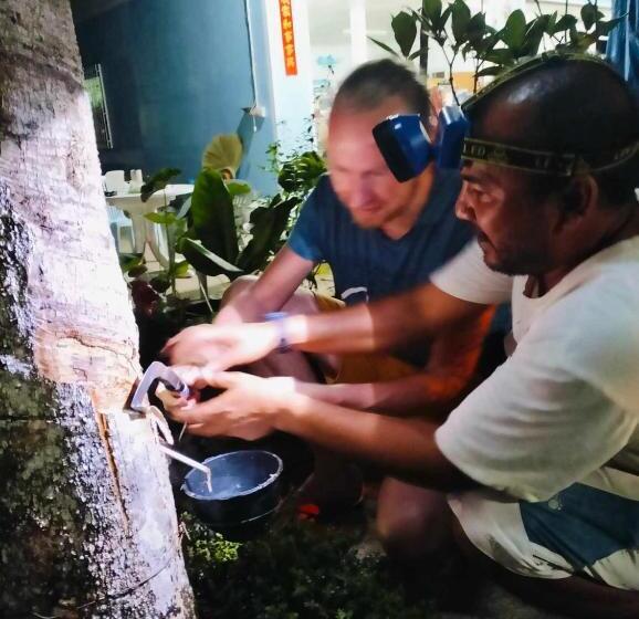 Pensione Baan Namthip Homestay Trang บ้านน้าทิพย์ โฮมสเตย์ตรัง