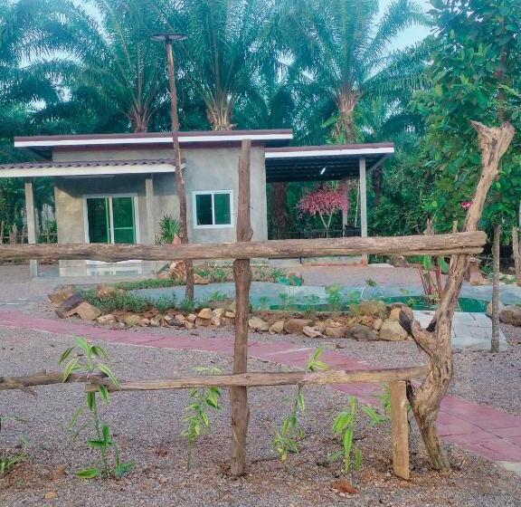 Pensione Baan Namthip Homestay Trang บ้านน้าทิพย์ โฮมสเตย์ตรัง