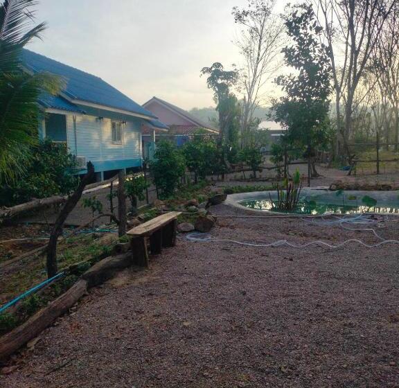 Pensione Baan Namthip Homestay Trang บ้านน้าทิพย์ โฮมสเตย์ตรัง