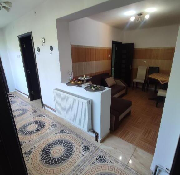 Пансион Central House