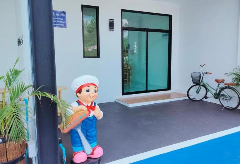 Phanomrung Hostel & Linn Chan Cafe พนมรุ้ง โฮส์เทล แอนด์ ลิณณ์จัง คาเฟ่