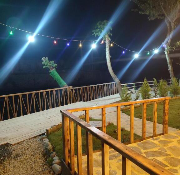 渡假胜地  Seri̇ndere Bungalow