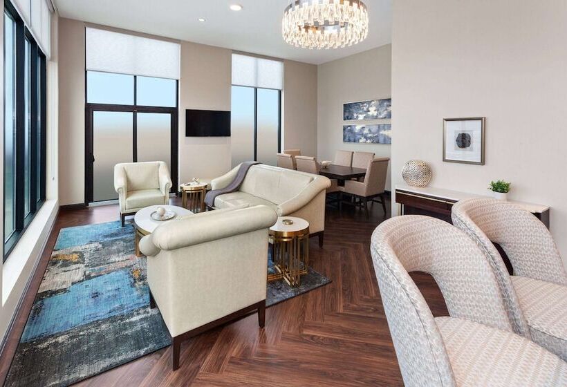 Legacy Hotel, Trademark Collection By Wyndham