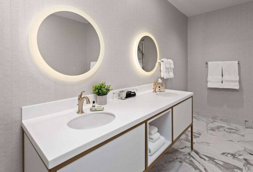 Legacy Hotel, Trademark Collection By Wyndham